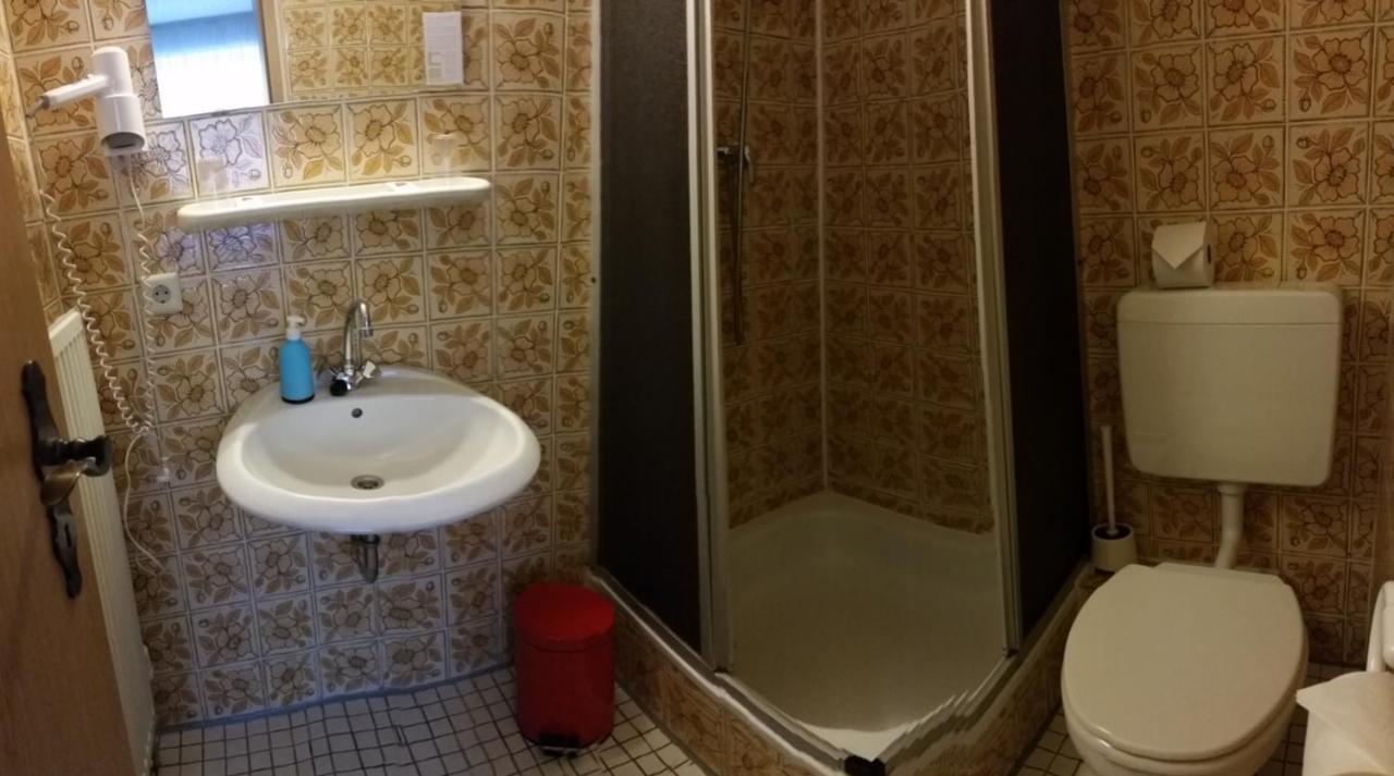 Hotel-Pension Dressel Warmensteinach Rum bild