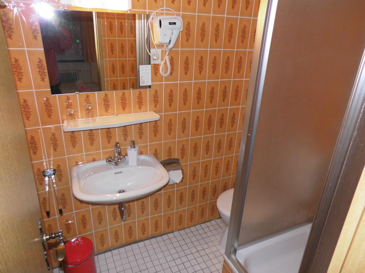Hotel-Pension Dressel Warmensteinach Exteriör bild