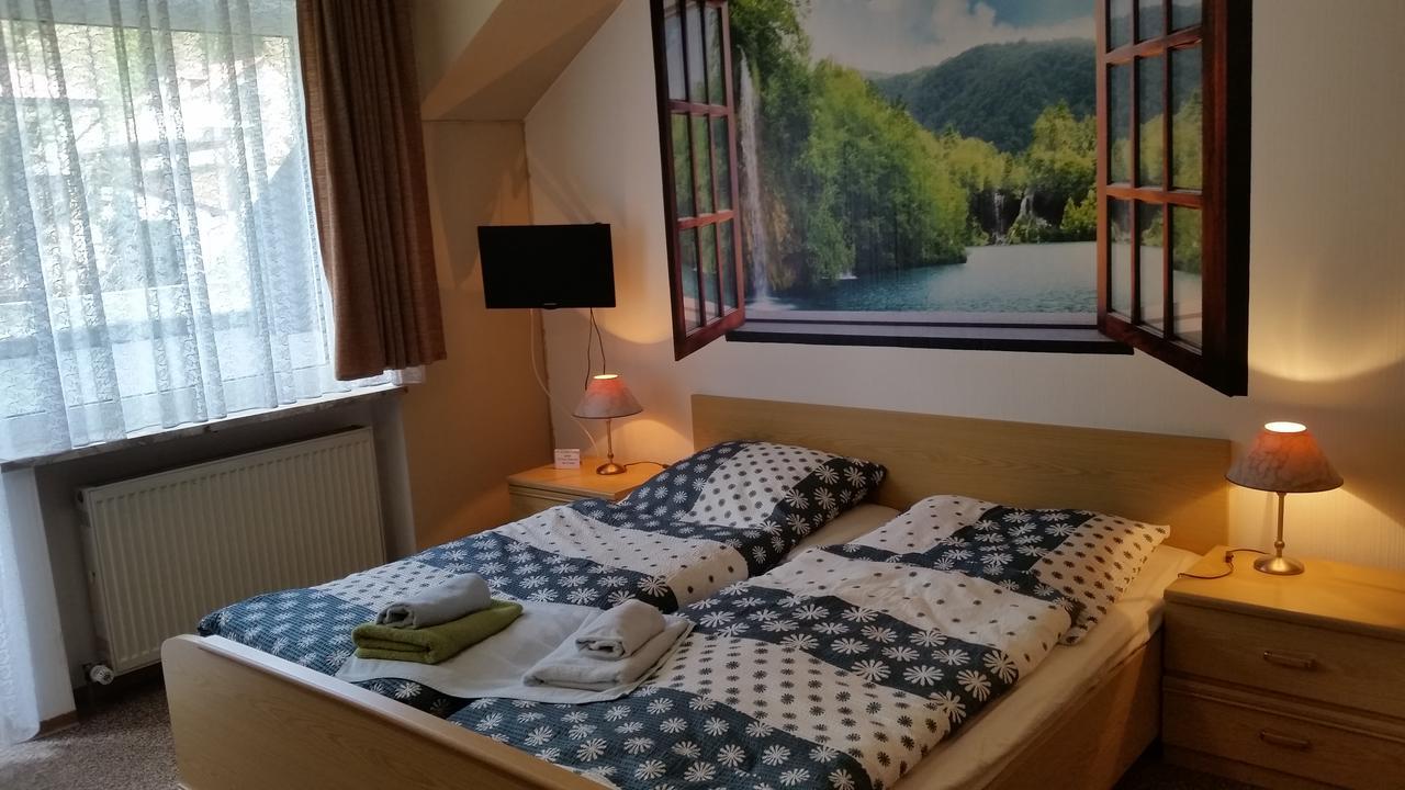 Hotel-Pension Dressel Warmensteinach Exteriör bild
